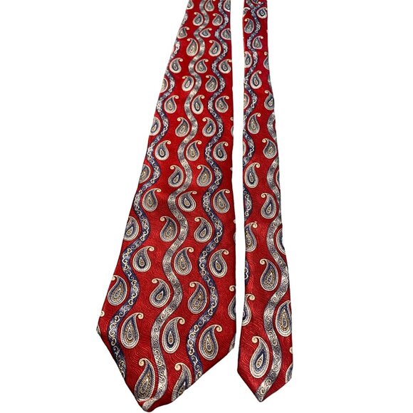 Evan Picone Mens Silk Tie Red Paisley Pattern 100 Percent Silk Necktie - Picture 1 of 5